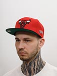 Бейсболка MITCHELL NESS арт. 6HSSSH22018-CBURED1 Chicago Bulls MLB (красный / черный)
